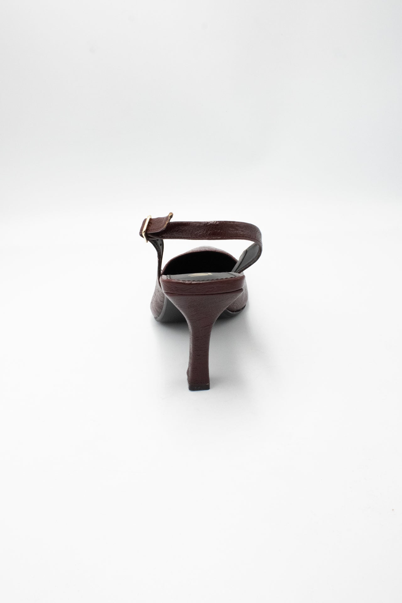 LARA Zapatilla destalonada Vino