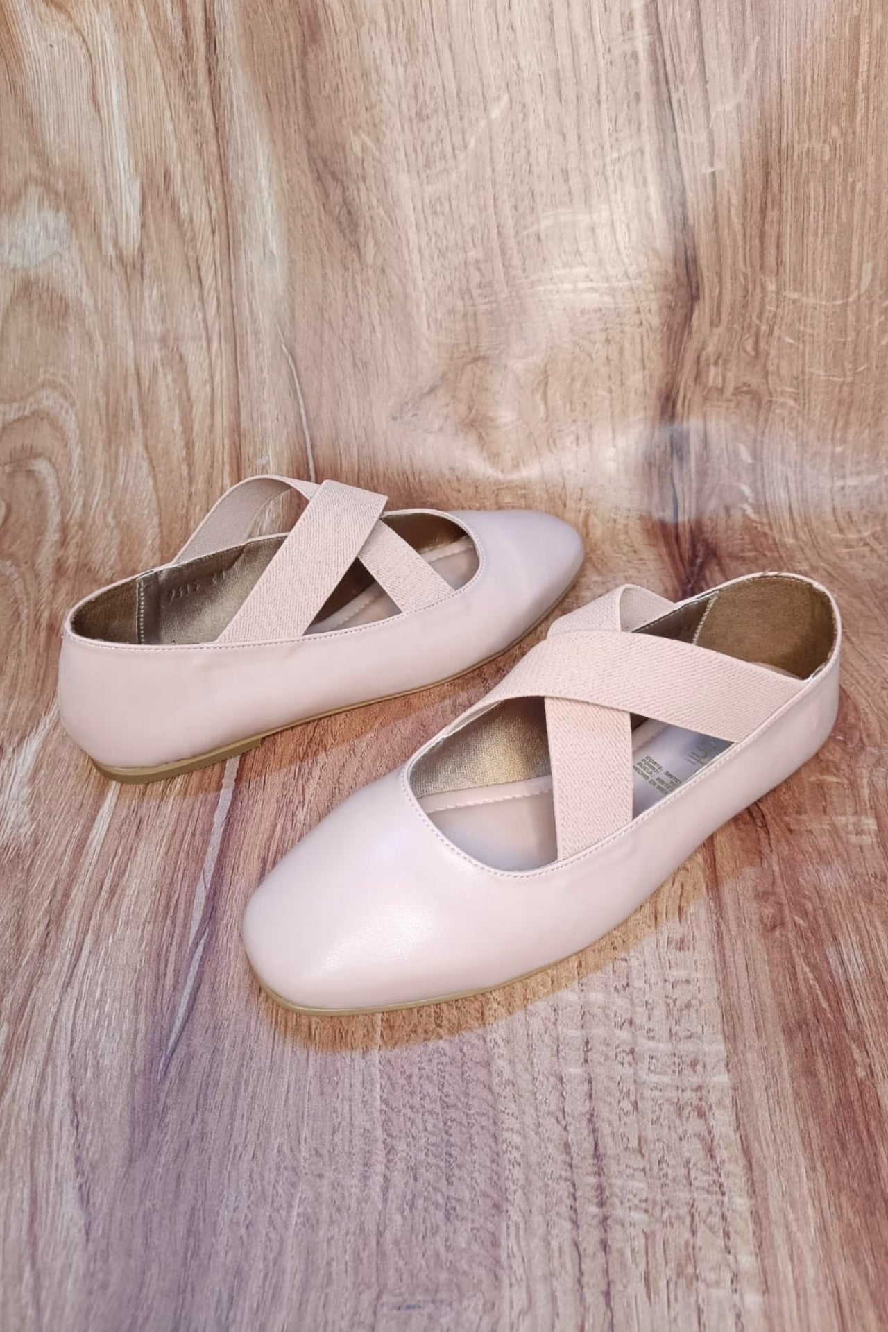 LIA balerina con elástico cruzado rosa