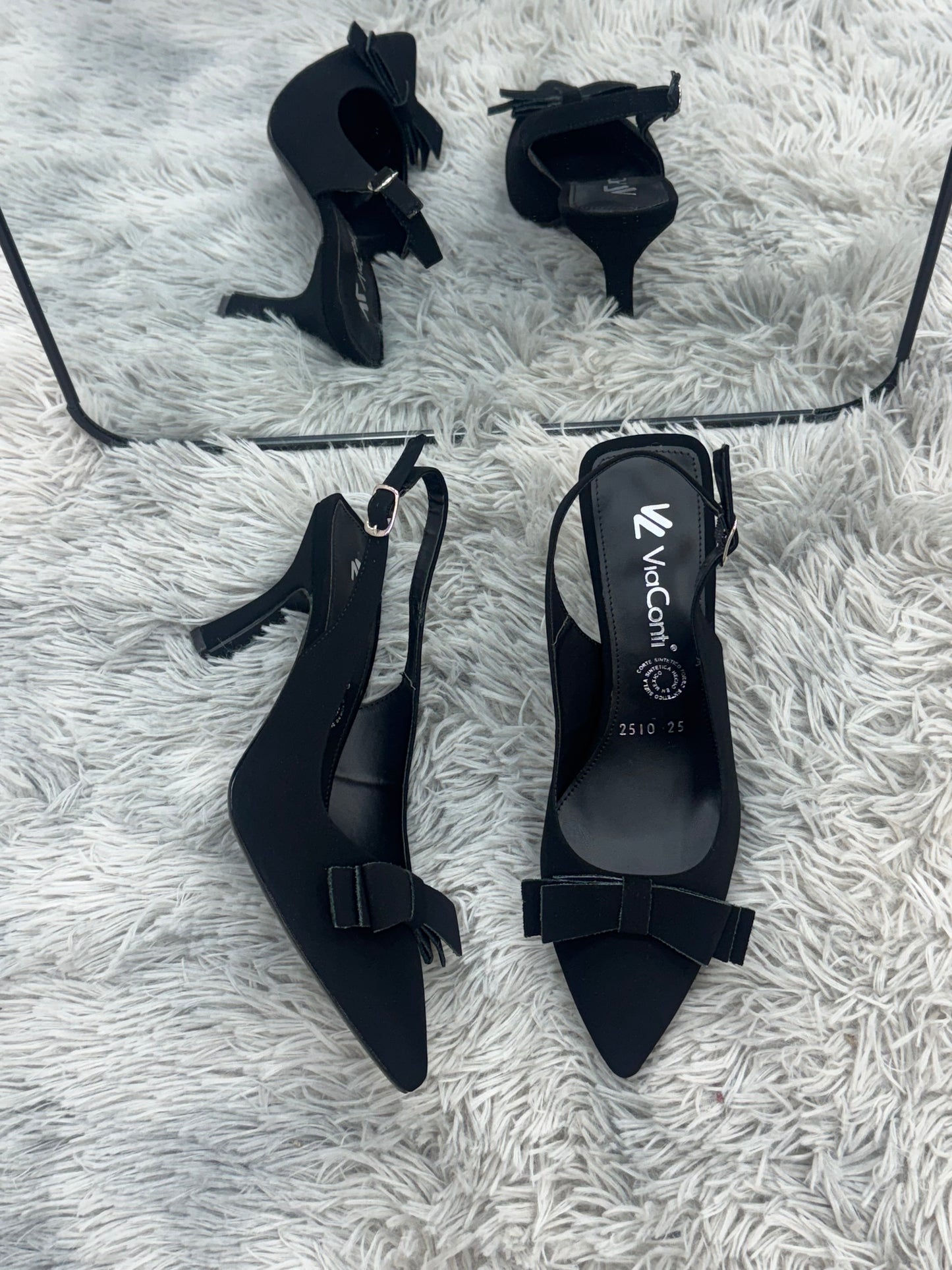 SILVIA Zapatilla de tacón Buck Negro con moño
