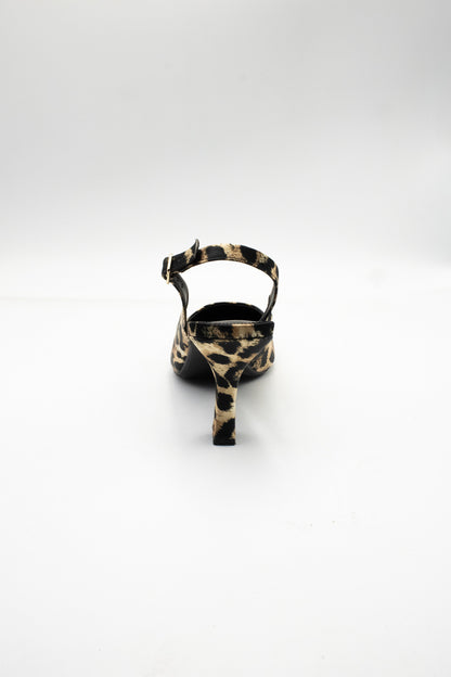LARA Zapatilla destalonada Leopardo