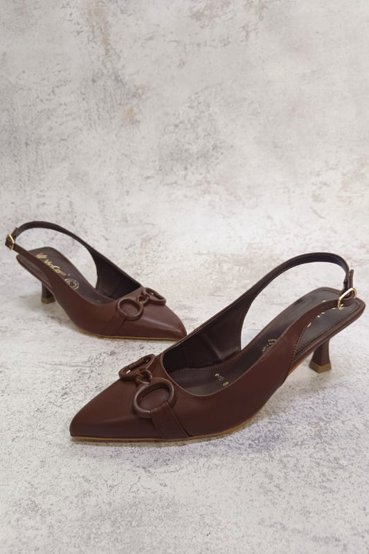 CAROLINA zapatilla con herraje café