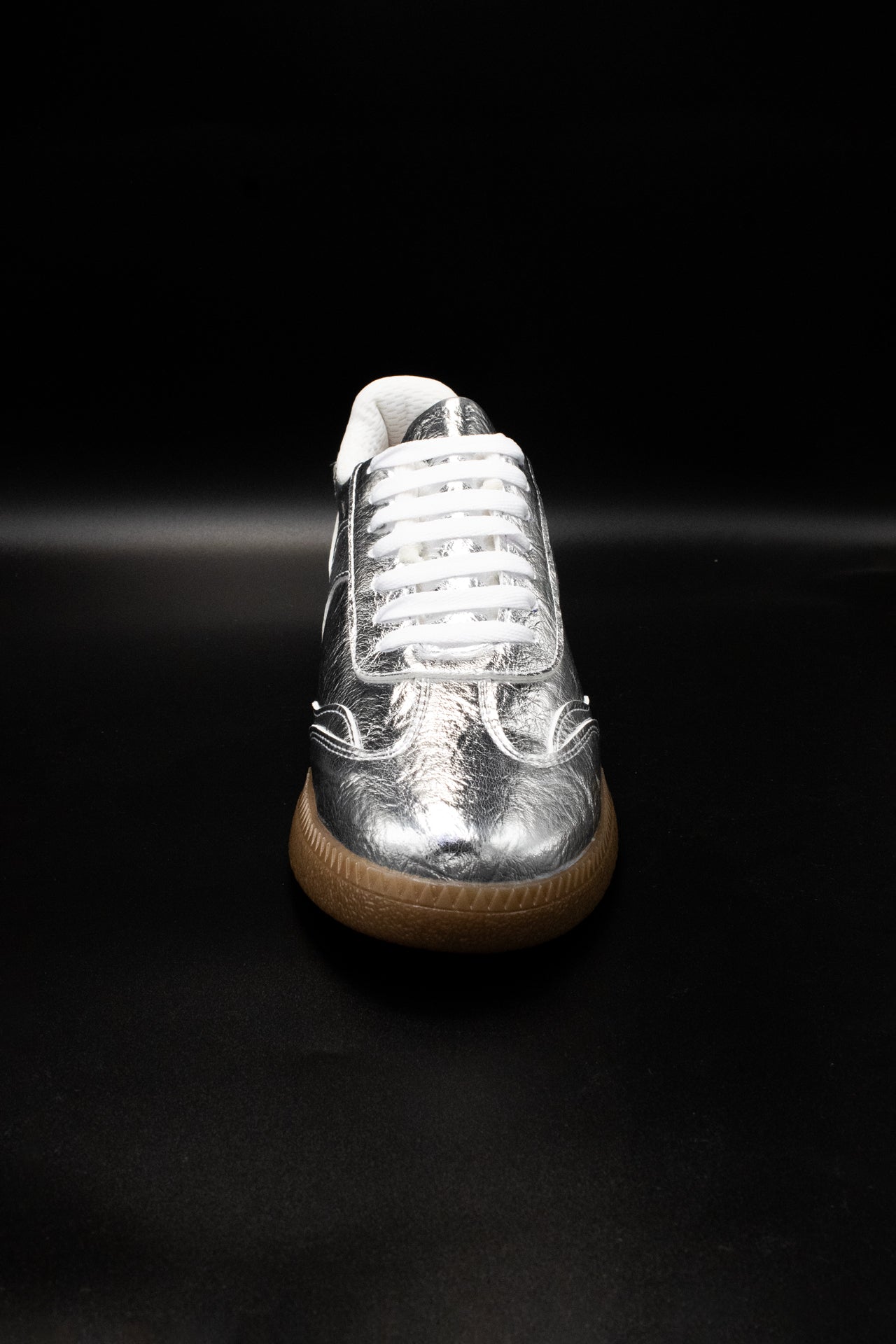 MIKA Tenis con suela de goma plata