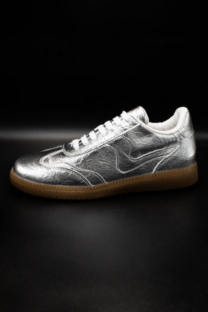 MIKA Tenis con suela de goma plata