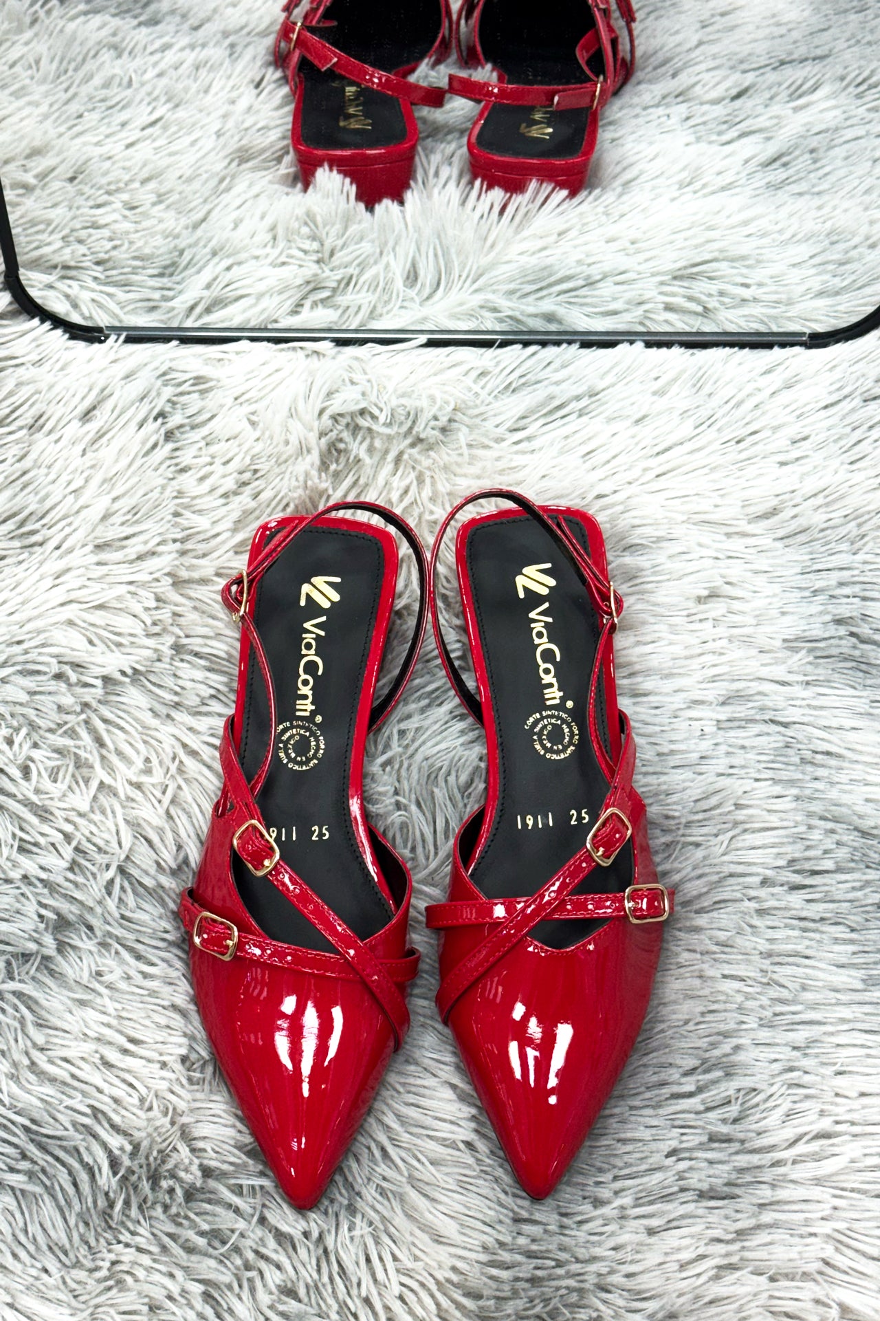 IRIS Zapatilla de piso rojo flama