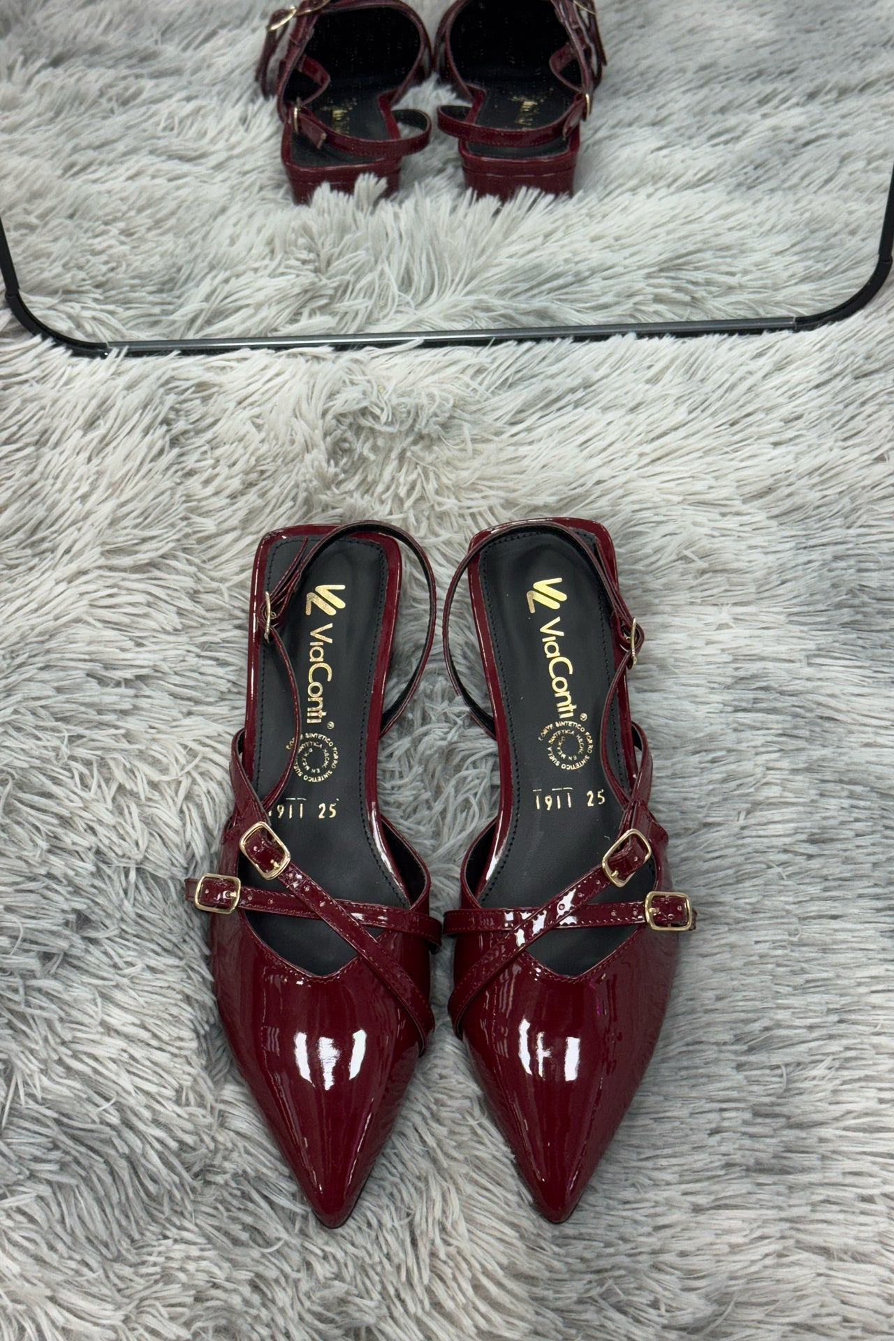 IRIS Zapatilla de piso vino
