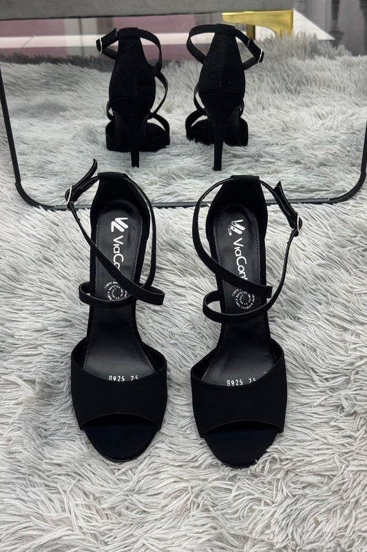 SILVANA Zapatilla de tacón Negro con talonera