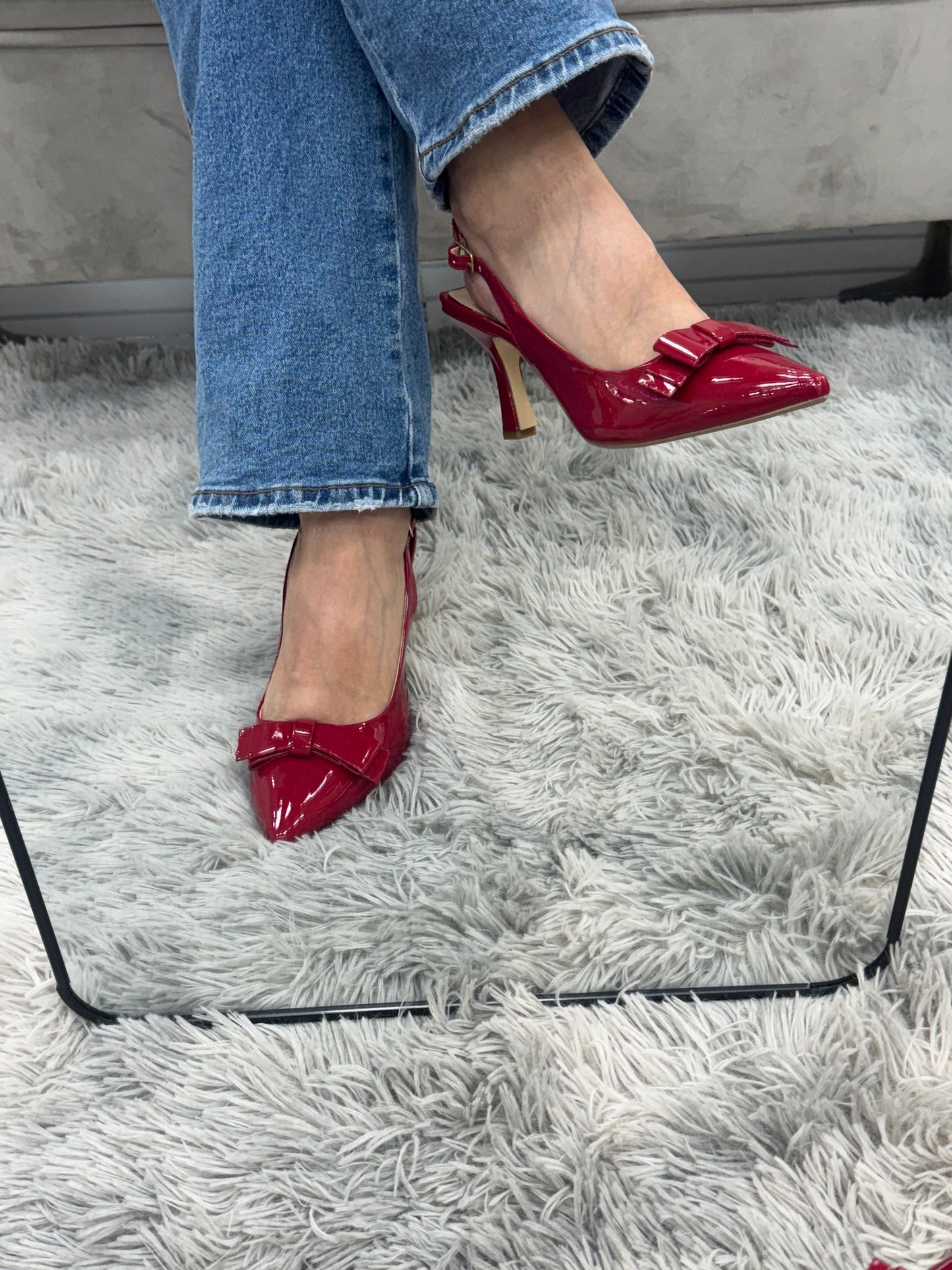 SILVIA Zapatilla de tacón Charol Rojo con moño