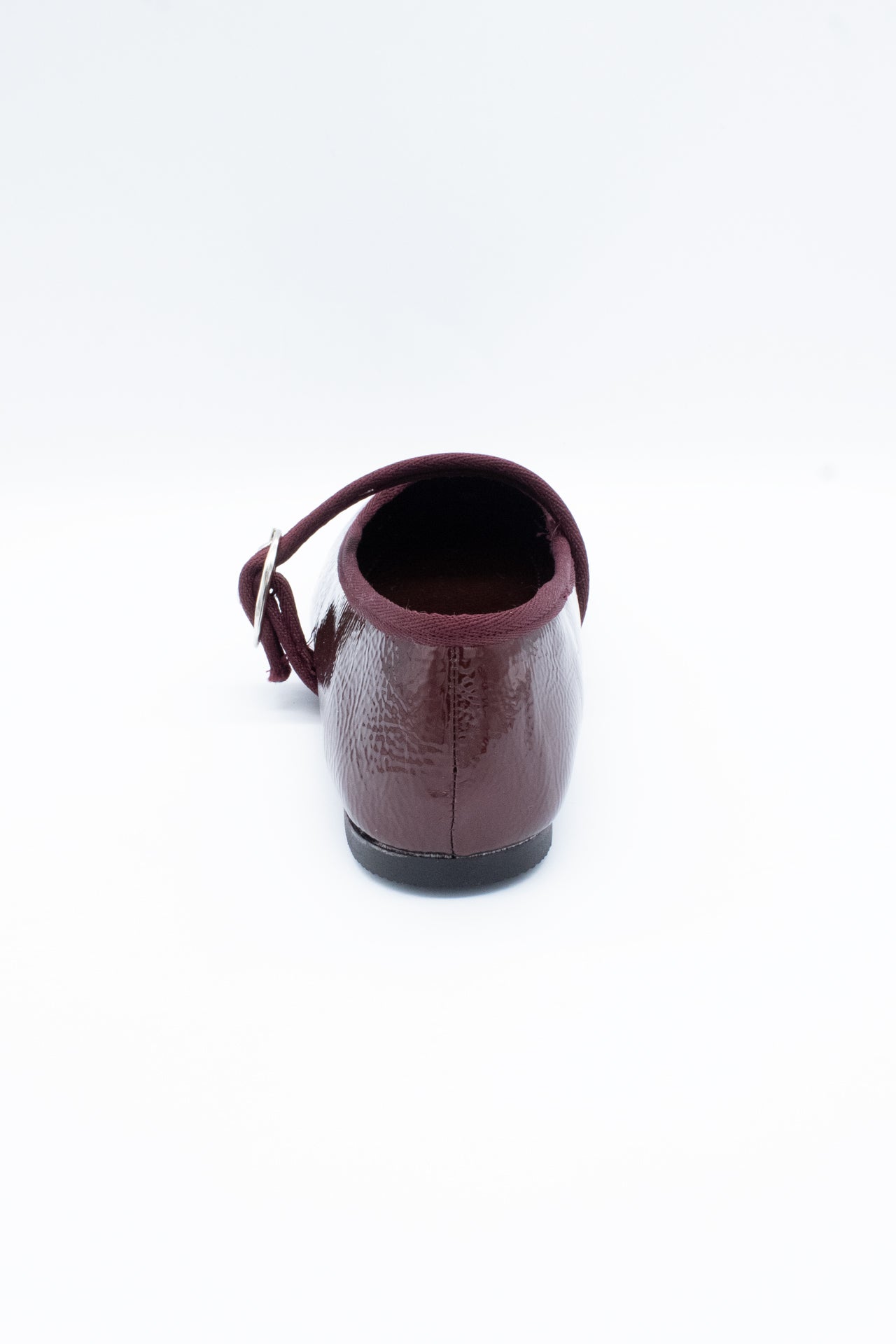 KENYA balerina de piso vino con hebilla y ojillos