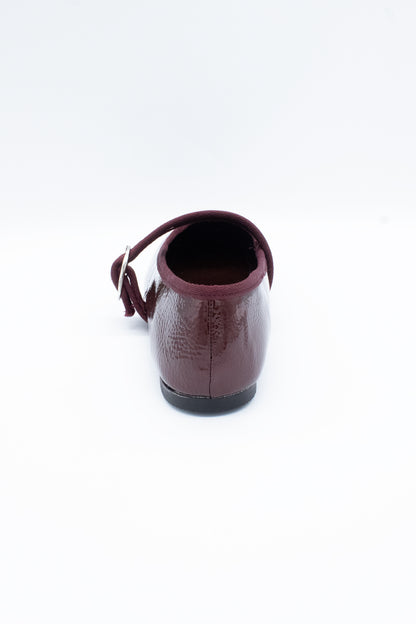 KENYA balerina de piso vino con hebilla y ojillos